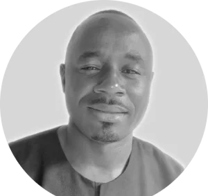 Education – Peuples autochtones: Voici le premier pygmée du Cameroun et de l’Afrique centrale titulaire d’une thèse de Doctorat PHD